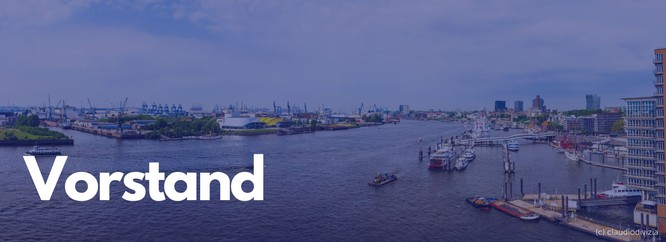 Titelbild. Hafenpanorama mit blauen Overlay. Darauf steht: Vorstand