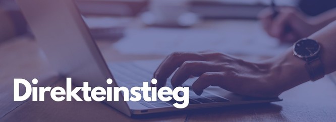 Titelbild: Nahaufnahme von Händen auf einer Computertastatur, Foto mit blauem Overlay Beschriftung: Direkteinstieg